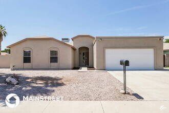 Building Photo - 7913 W Krall St