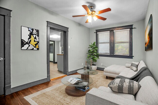 Foto del edificio - 4121 Holly St
