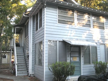 Foto principal - 2 Bed/1 Bath Duplex Close to Campus on NW ...