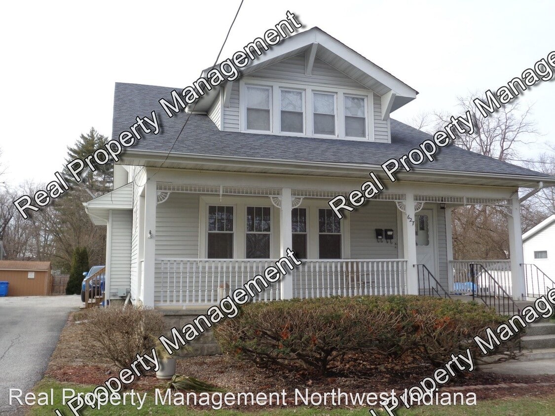 627 S Main St, Crown Point, IN 46307 House Rental in Crown Point, IN