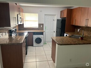 Building Photo - 9203 NW 38th Dr