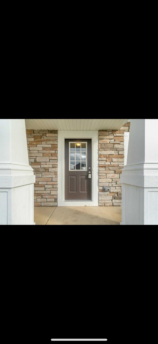 Building Photo - 2925 Amberleigh Ln