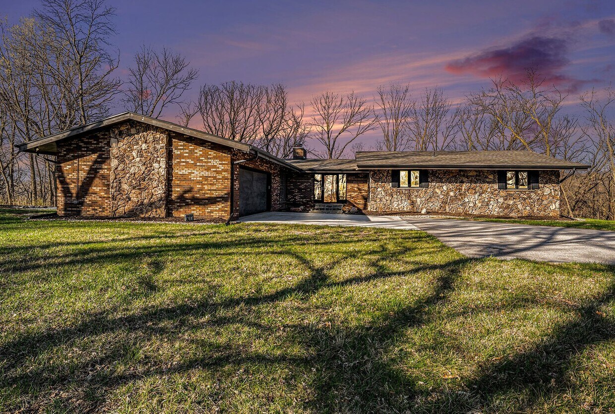 Foto principal - Beautiful Home in Ponca Hills