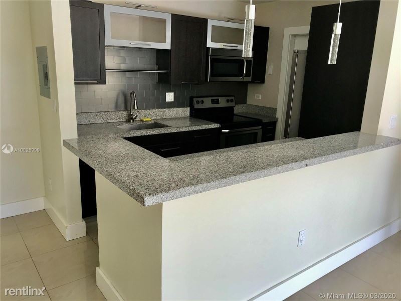 Foto principal - 13872 SW 90th Ave