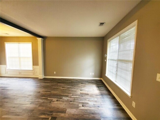 Foto del edificio - 2565 Davenport Park Dr