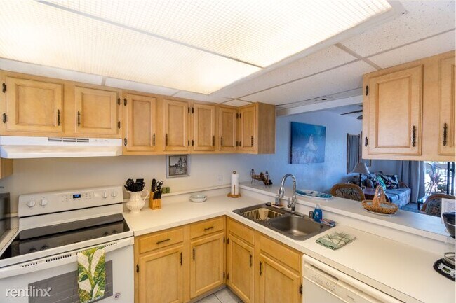 Building Photo - 76-6283 Alii Dr