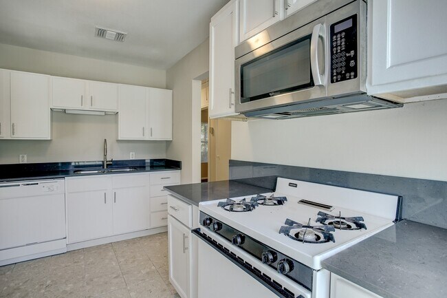 Foto del edificio - 1516 Story St