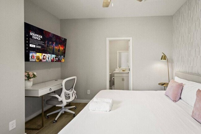 Foto del edificio - 6612 W Paradise Ln