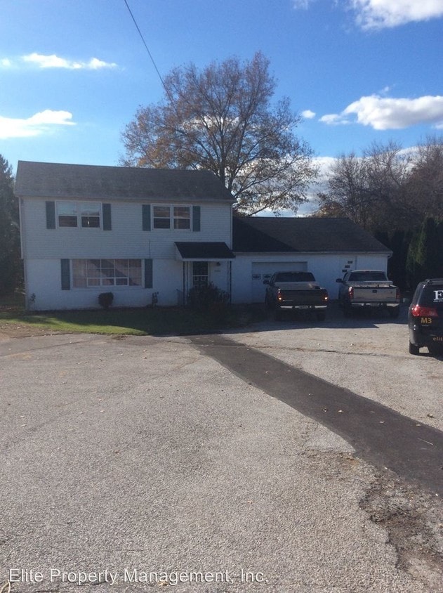 2340 Carlisle Rd, York, PA 17408 House Rental in York, PA
