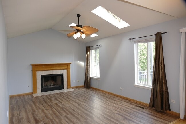 Building Photo - 2551 Smithfield Ln