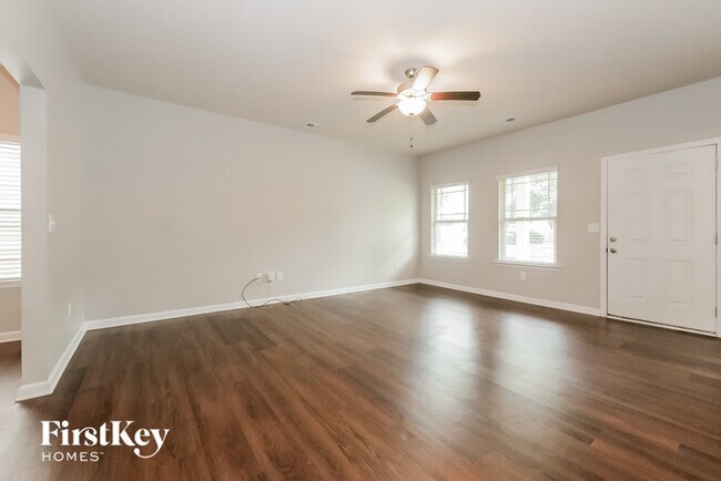 Building Photo - 179 Southwind Ln
