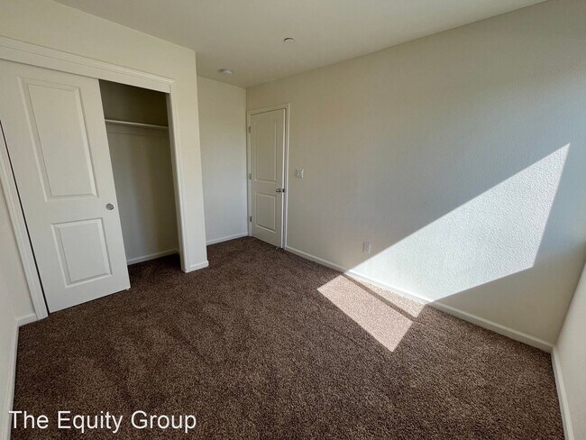 Building Photo - 4 br, 2 bath House - 31031 Road 72