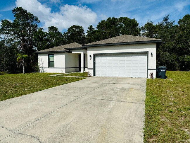 Building Photo - Gorgeous, 4 Bedroom, 2 Bathroom Home in Po...