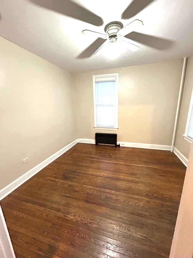 Bedroom - 537 2nd St