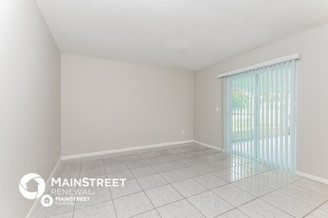 Foto del edificio - 353 Florida Pkwy