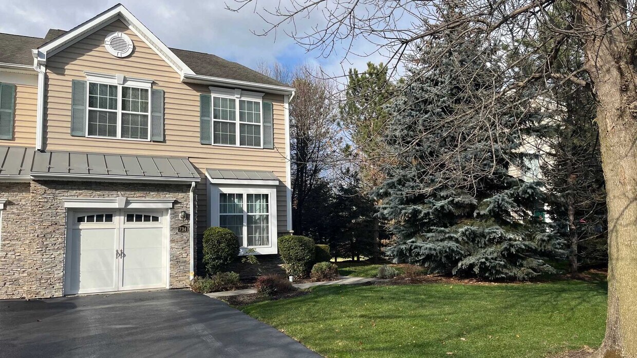 734 Huntington Dr, Fishkill, NY 12524 Townhome Rentals in Fishkill NY