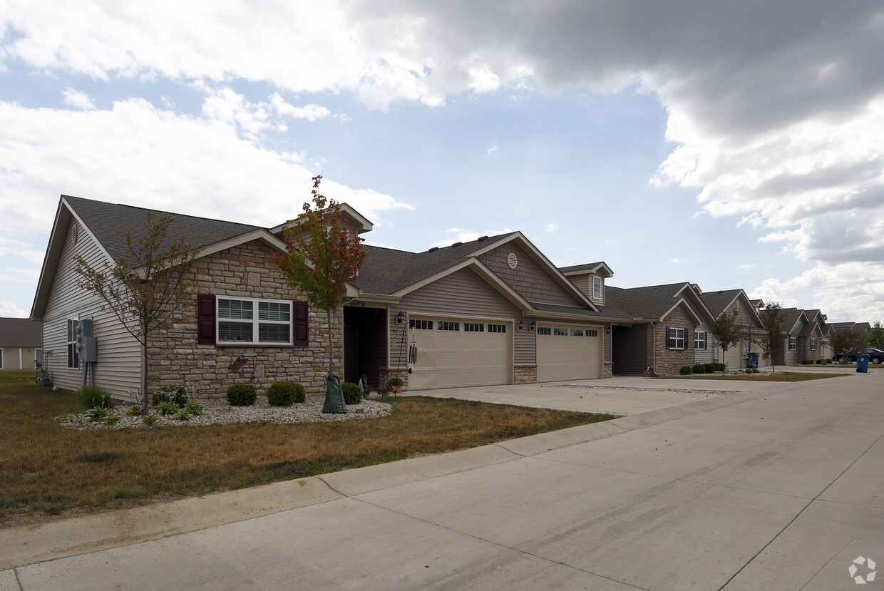 Redwood Indianapolis Townhomes for Rent Indianapolis, IN