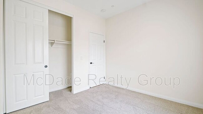 Building Photo - 14263 Rios Canyon Rd
