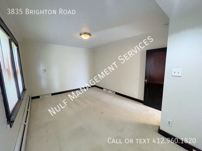 Foto del edificio - 2 Bed, 1 Bath unit in Brighton Heights