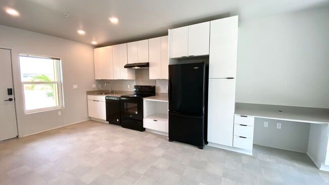 Building Photo - 91-3617 Kamolehonua Street