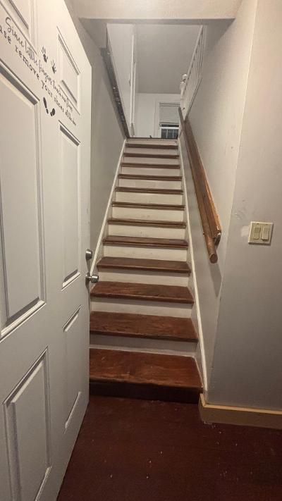 Building Photo - 39 Aldine St