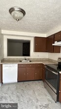Building Photo - 9538 Quarry Bridge Ct