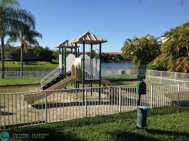 Building Photo - 8560 SW 212th St