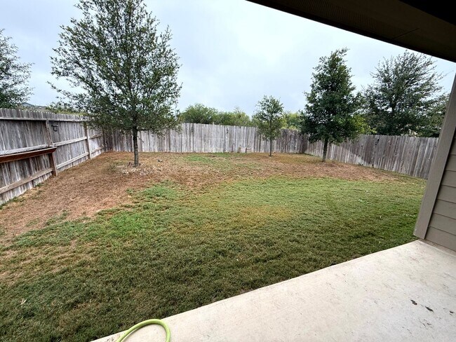 Foto del edificio - 219 Cuban Emerald