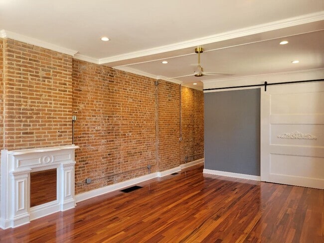 Living Room - 1301 Sidney St