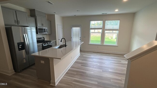 Building Photo - 66 Bloodroot St