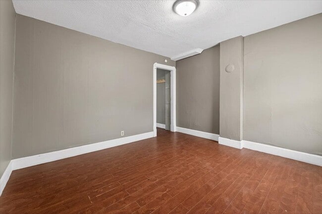 Building Photo - 1133 S Richland St