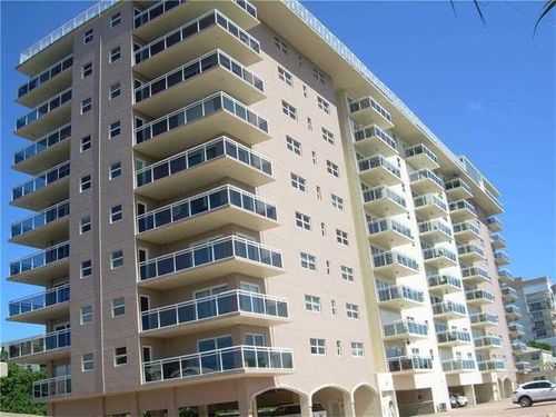 Foto del edificio - 1160 Hillsboro Mile