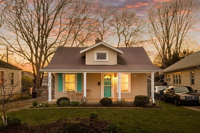 Foto del edificio - 5144 Primrose Ave