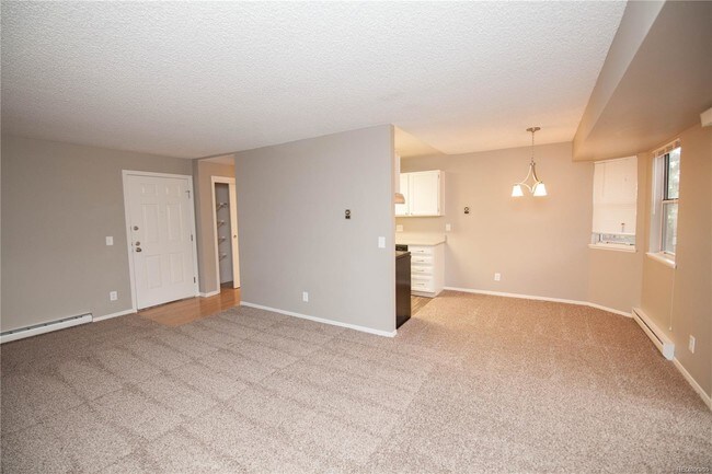 Foto del edificio - 17473 E Mansfield Ave