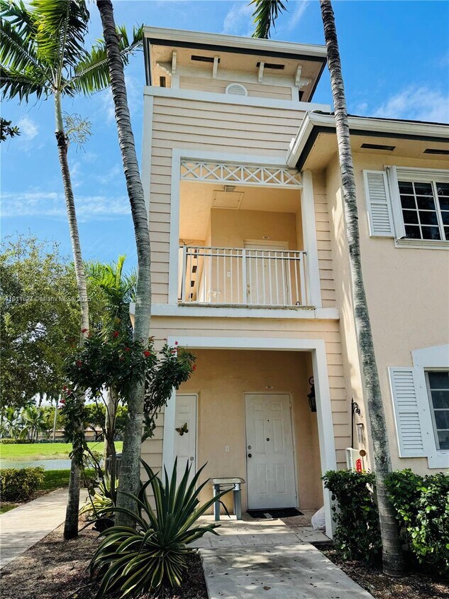 Primary Photo - 364 NE 25th Pl