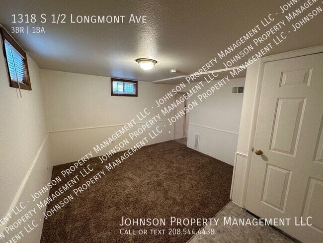 Foto del edificio - 1105 1/2-S 1/2 S Longmont Ave