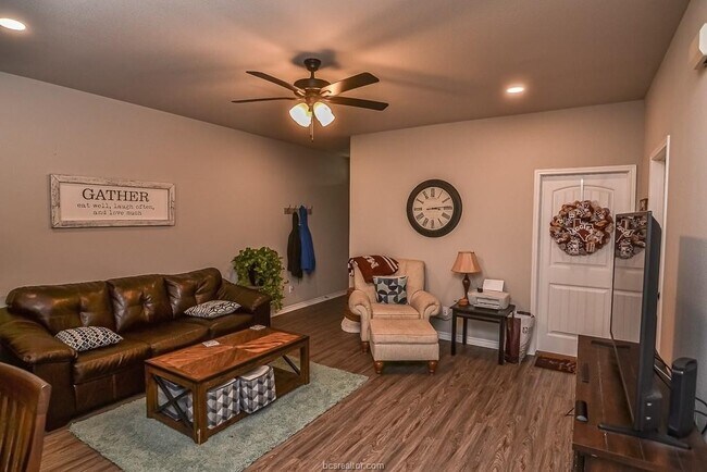 Building Photo - 3006 Marvel Ct