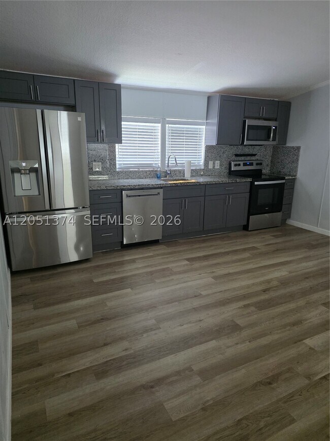 Foto del edificio - 19800 SW 180th St