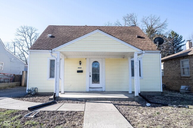 Foto del edificio - 4565 Brookville Rd