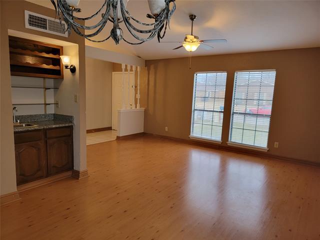 Building Photo - 3601 Creststone Dr