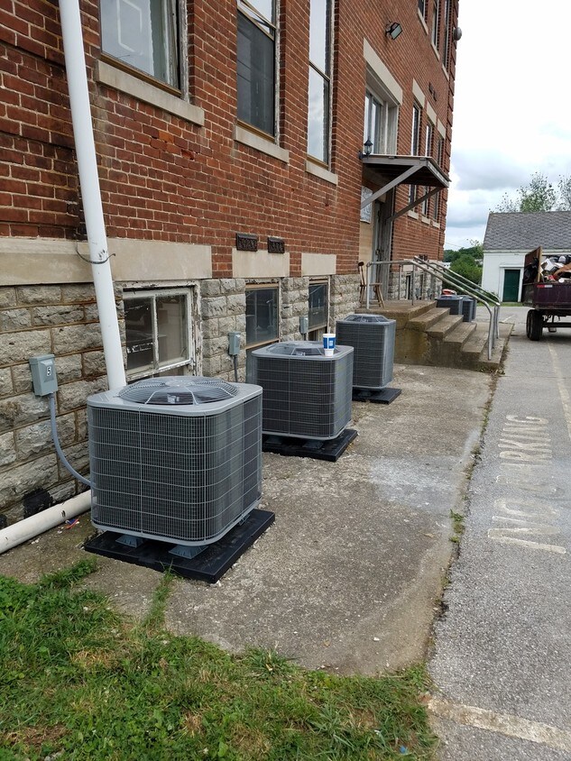 5016 Main St Unit 6, Mayslick, KY 41055 Condo for Rent in Mayslick