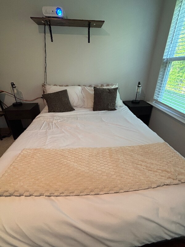 Foto del edificio - 125 E Sunrise Ln