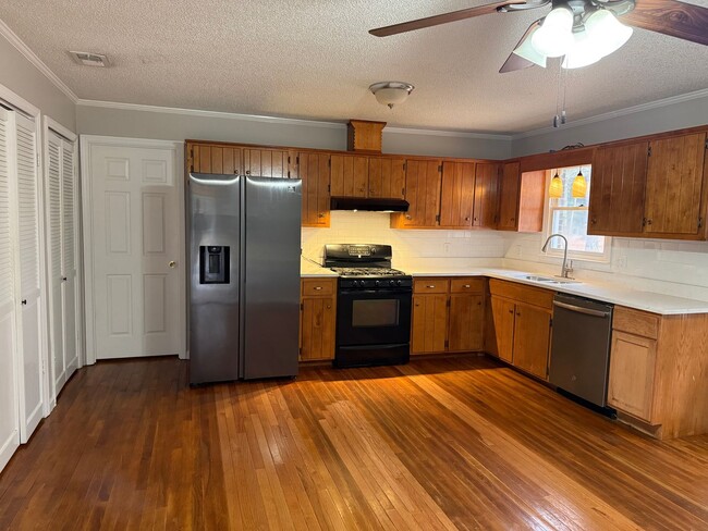 Foto del edificio - 3 Bed 2 Bath Home in Lee County for Rent