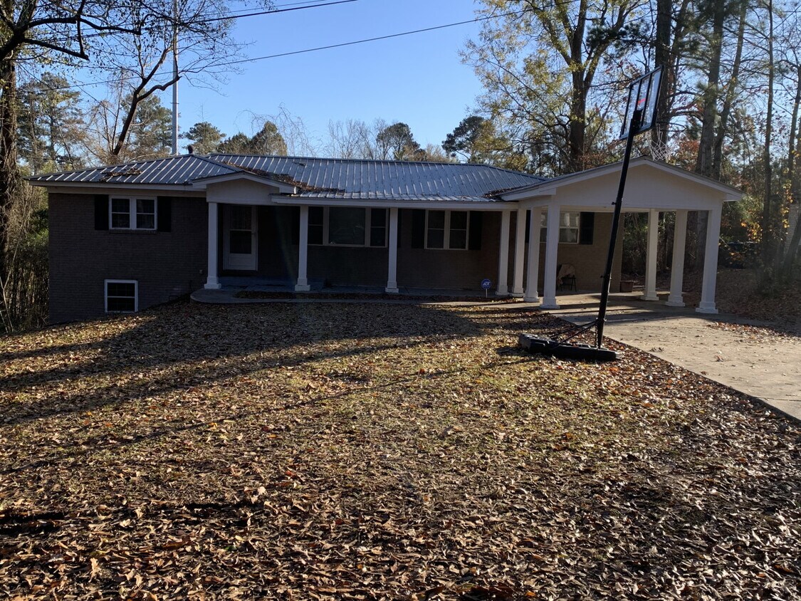 Building Photo - 6109 22nd Ct Meridian