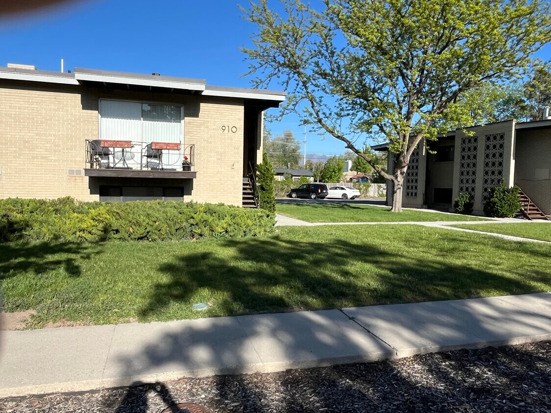 Foto principal - 906 N Catherine St