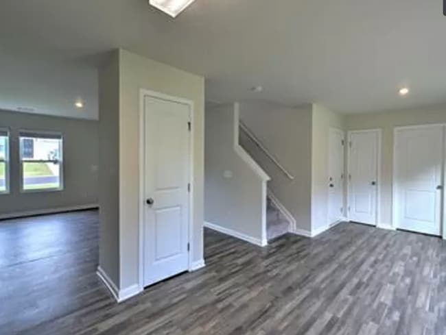 Building Photo - 219 Long Grove Ln