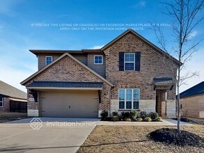 Building Photo - 1504 Smoke Signal Ln