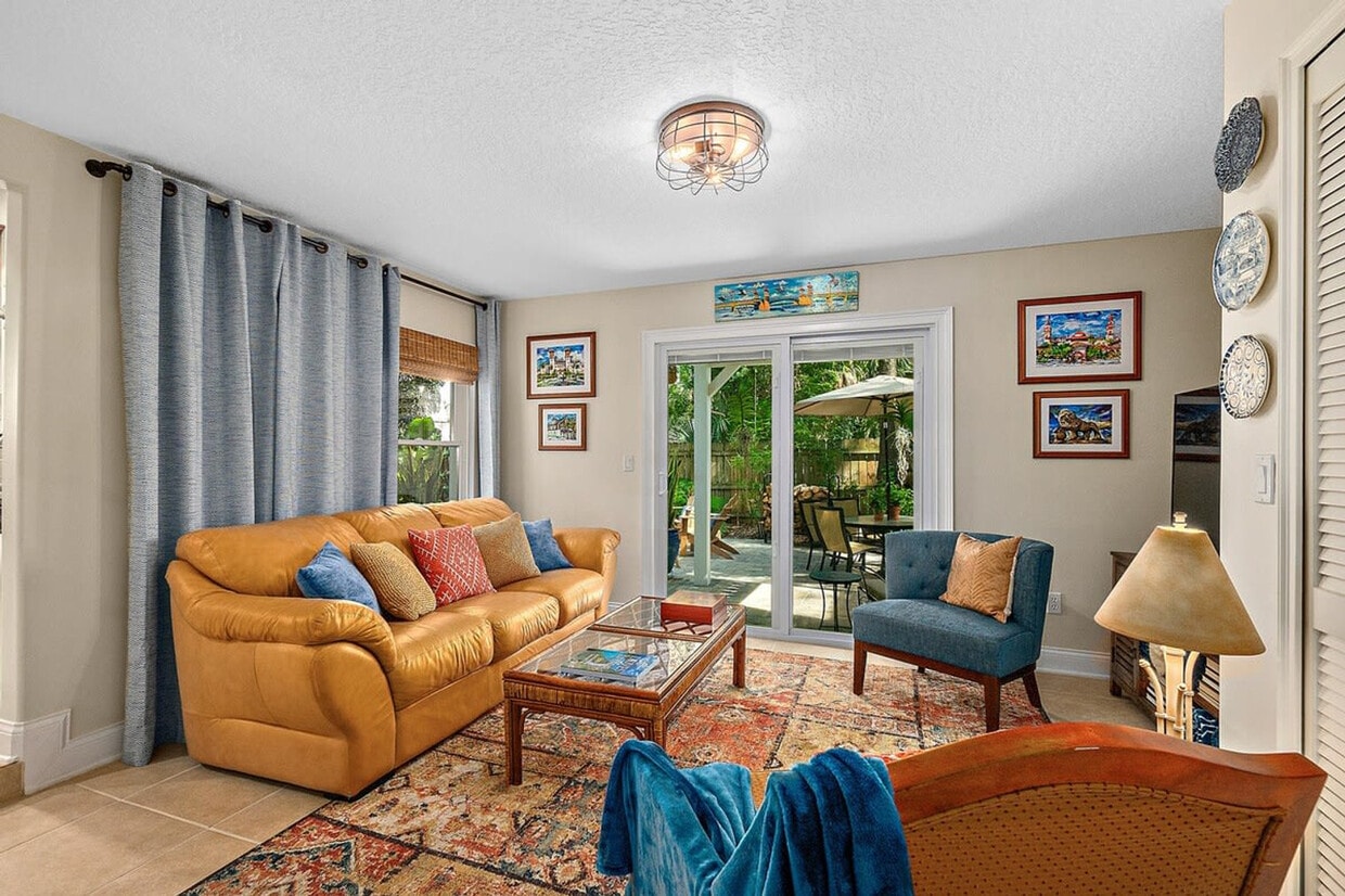 Primary Photo - 27 Desoto Pl