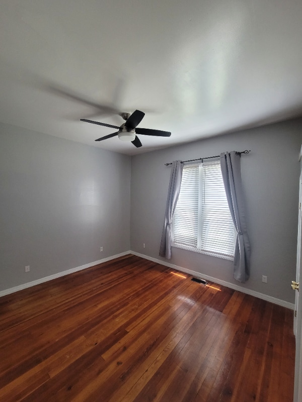 Building Photo - 2201 Ekin Ave