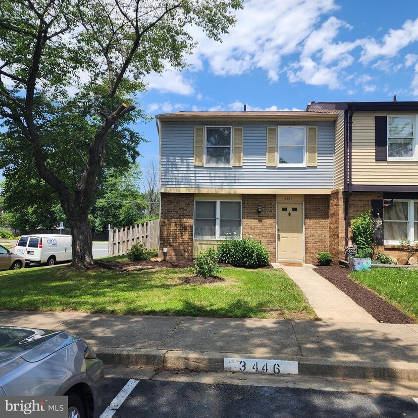 Primary Photo - 3446 Brookville Ln